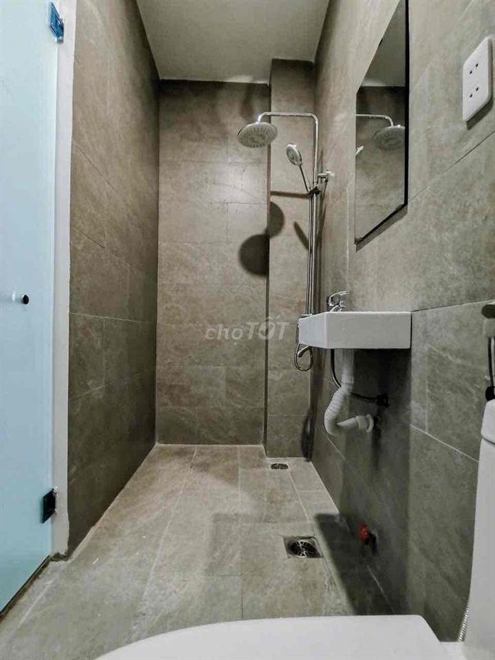 CHO THUÊ STUDIO MỚI VÀO Ở NGAY TRẦN BÌNH TRỌNG TT Q5 CÁCH ĐHSG 100M