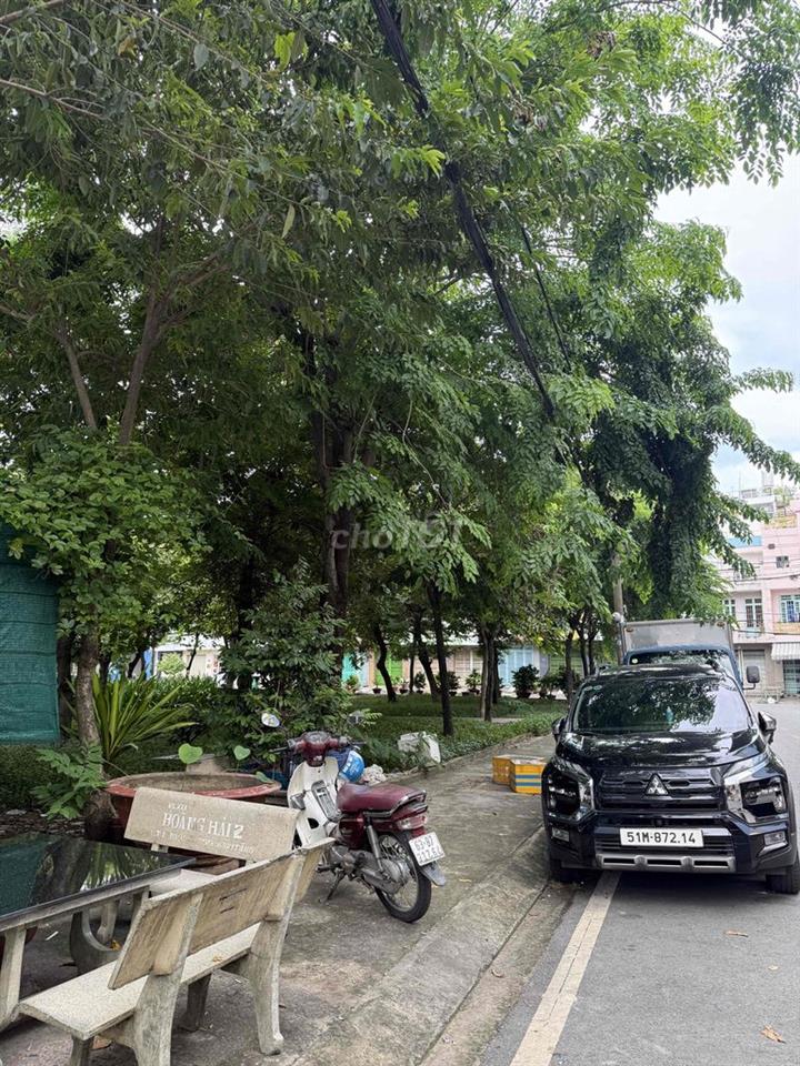 🌳 MẶT TIỀN BÌNH PHÚ 2 – ĐỐI DIỆN CÔNG VIÊN – NHÀ 2 LẦU SÂN THƯỢNG