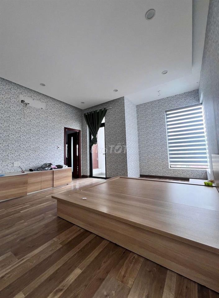 CHÍNH CHỦ KHÔNG ĐĂNG ẢO- BIỆT THỰ ĐƯỜNG D2 [10 X 24M 3 TẦNG ĐÚC]