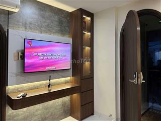 Cần bán tòa nhà căn hộ dv đang có dòng tiền 100t/tháng