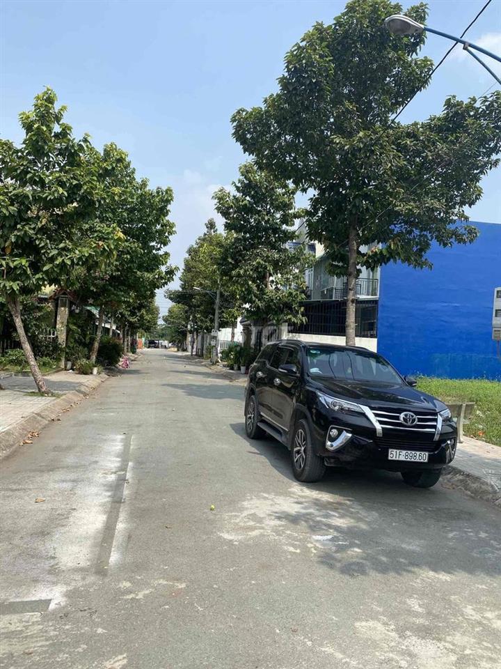 Mặt tiền , Mỹ Hạnh Nam, Đức Hòa, DT: 4x16,5m