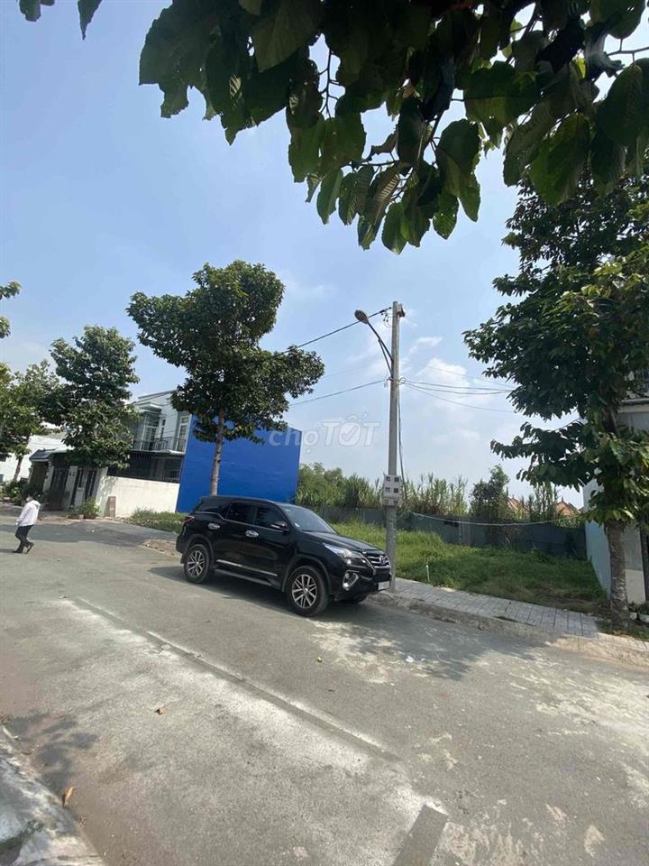 Mặt tiền , Mỹ Hạnh Nam, Đức Hòa, DT: 4x16,5m