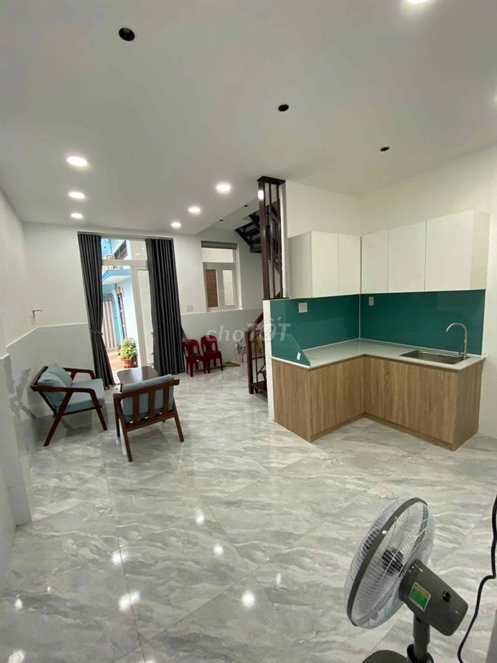Thông tin chi tiết: Bán nhà 327/70 Sư Vạn Hạnh, Phường 09, Quận 10, DT