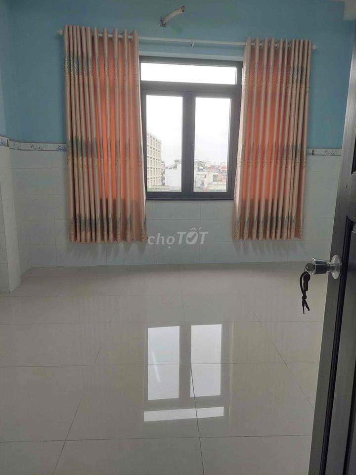 bán nhà mặt tiền 699 Lý Thường Kiệt Tân Bình 4,2x12m 4 tầng giá 14 tỷ