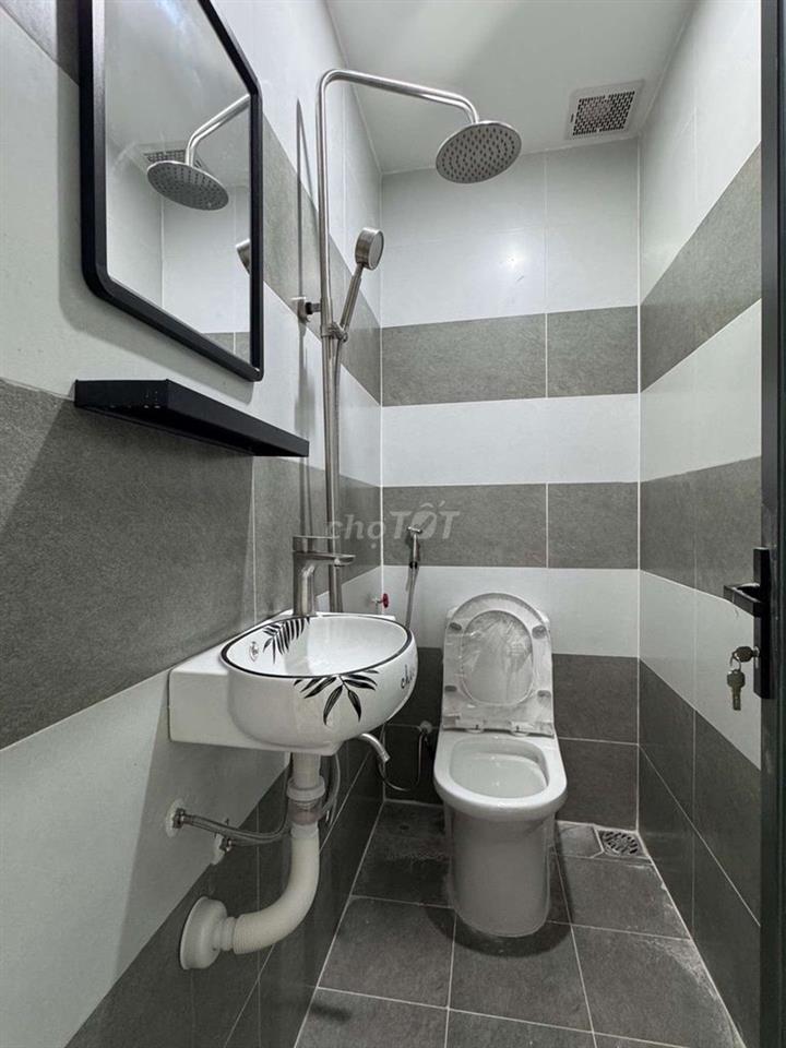 NHÀ MỚI QUẬN 6, DỌN VÀO Ở NGAY, NHỈNH 6 TỶ