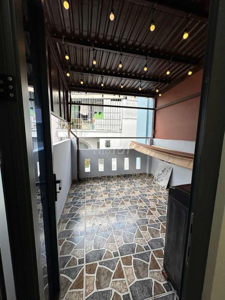 NHỈNH 5 TỶ CÓ NGAY NHÀ ĐẸP, MỚI NGAY KHU VỰC QUẬN 5