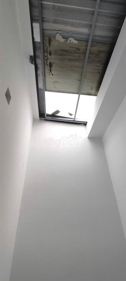 Chính chủ bán nhà, hẻm 1 xẹt Lý Thái Tổ Q10