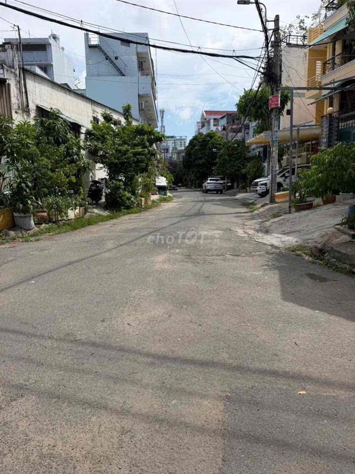 NHÀ ĐẸP Ở NGAY - QUẬN TÂN PHÚ