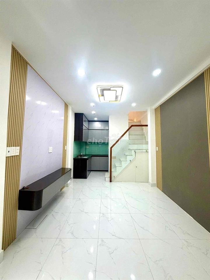 🔥 3,79 TỶ – NHÀ MỚI ĐẸP LẠC LONG QUÂN 🔥