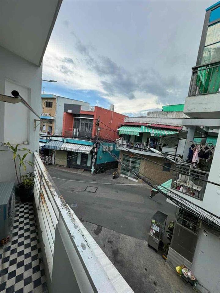 MT HẺM XE HƠI 8M GẦN CHỢ BÌNH THỚI