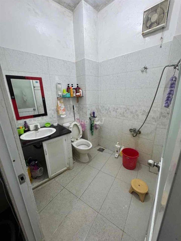 MT HẺM XE HƠI 8M GẦN CHỢ BÌNH THỚI