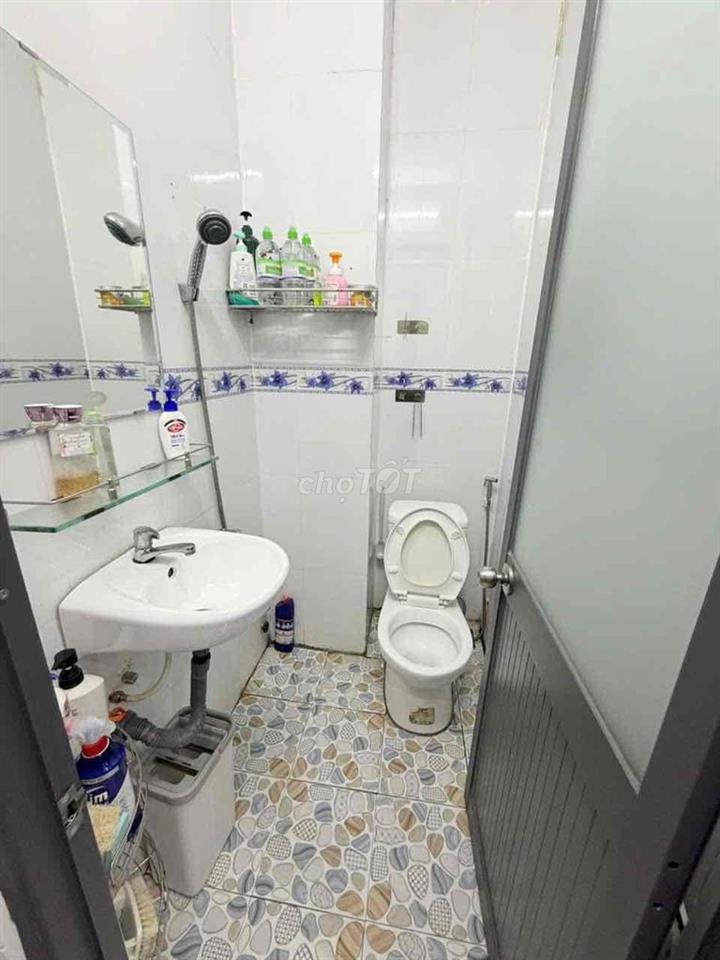BÌNH THỚI- LÊ ĐẠI HÀNH- 4 TẦNG BTCT- HẺM 6M- CMT 1 CĂN