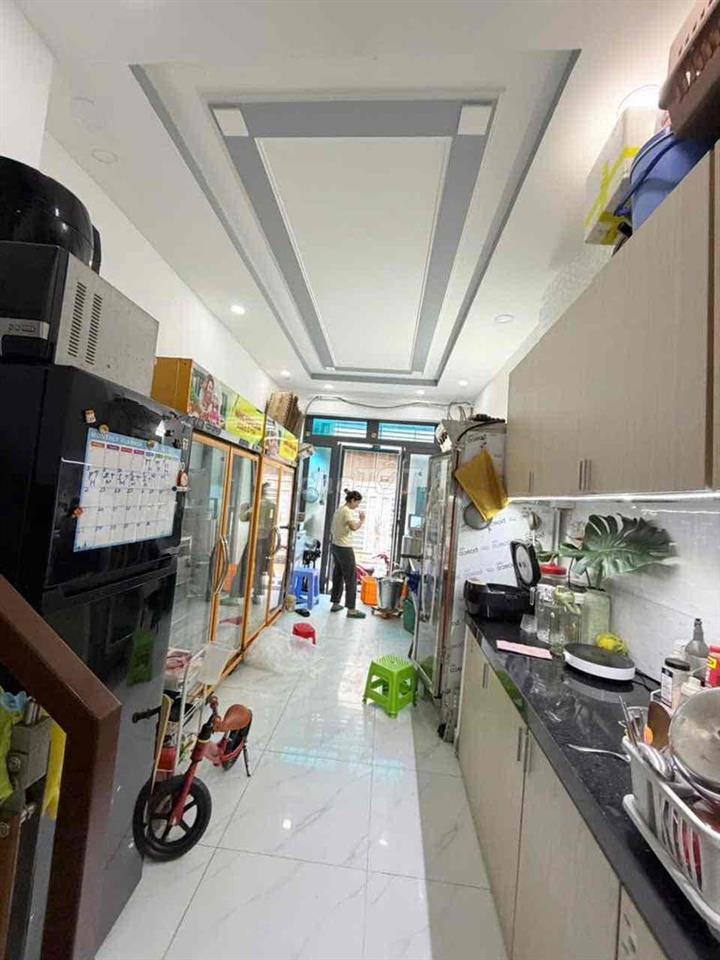 BÌNH THỚI- LÊ ĐẠI HÀNH- 4 TẦNG BTCT- HẺM 6M- CMT 1 CĂN