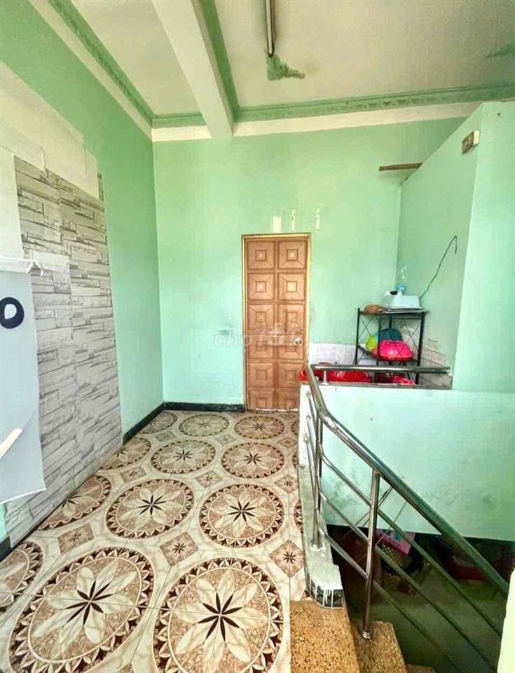 NHÀ HIẾM QUẬN 11 - KHU VỰC TIỆN ÍCH ĐẦY ĐỦ