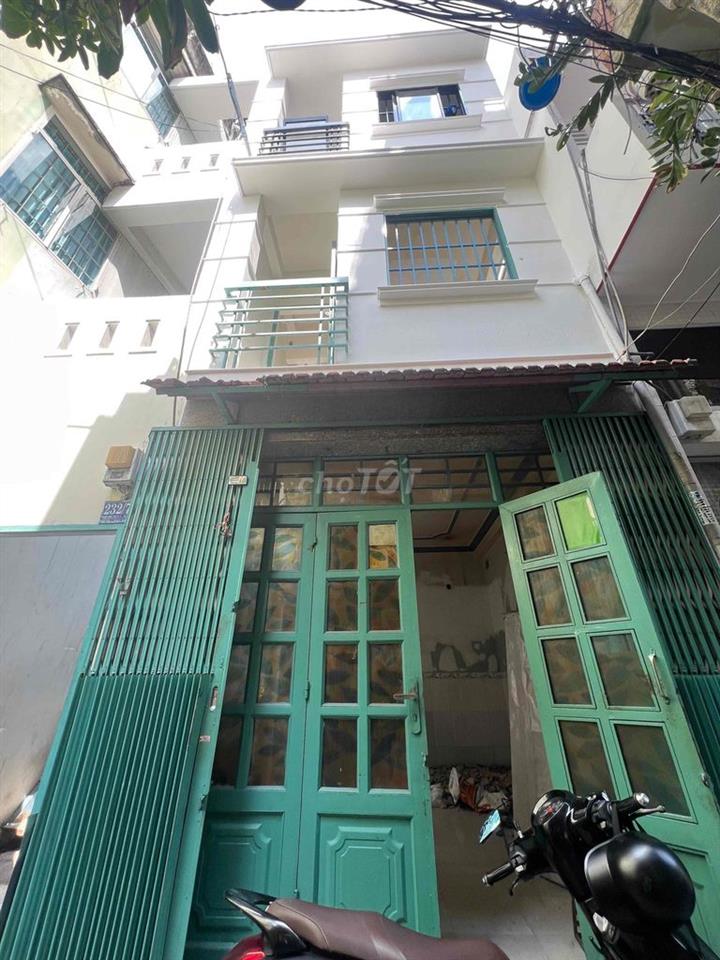 nhà 3 tầng BTCT ngang to 5m tổng DTSD 120m2 gần mặt tiền Ngô Gia Tự