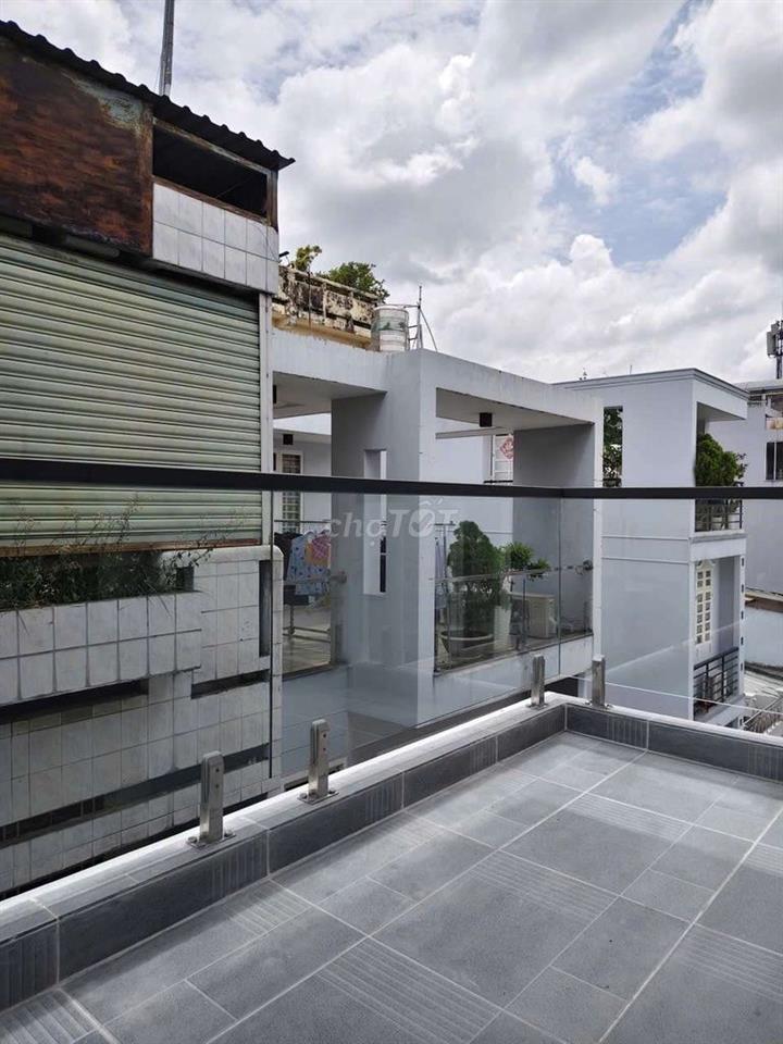 Nhà 5 tầng hẻm Nguyễn Tiểu La Quận 10 TpHCM