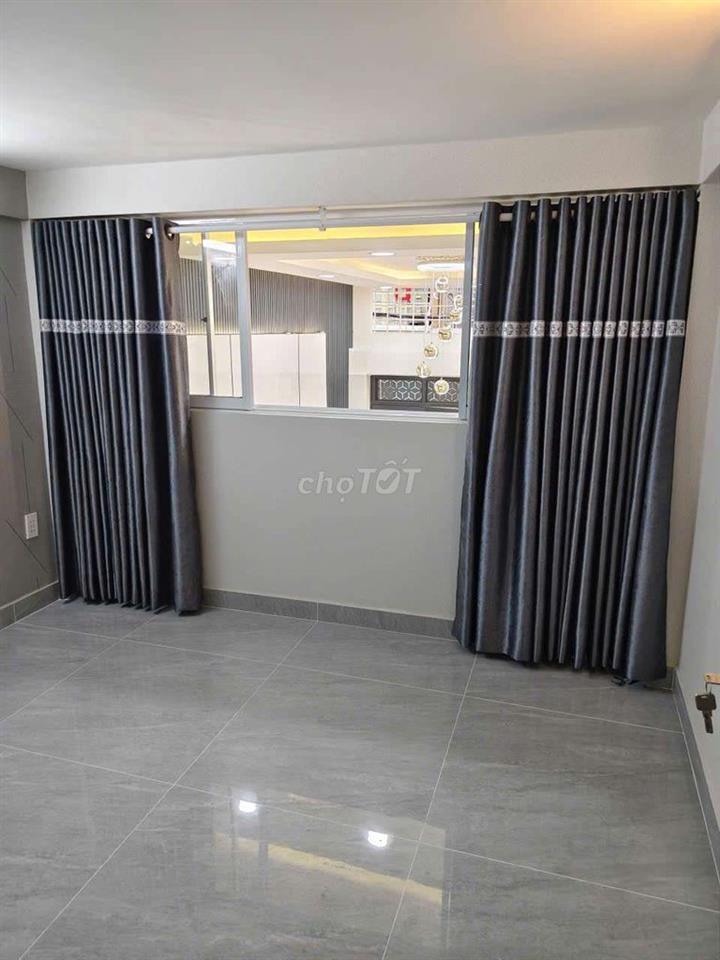 Nhà 5 tầng hẻm Nguyễn Tiểu La Quận 10 TpHCM