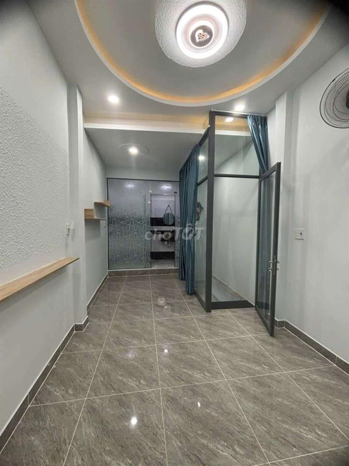 Nhà hẻm 341 Lạc Long Quân, Phường 5 Quận 11 TpHCM