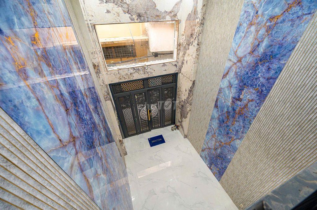 Nhà mới Quận 10 | 5 tầng BTCT | 38m² | 4PN | Gần mặt tiền | Chỉ 7,6 tỷ