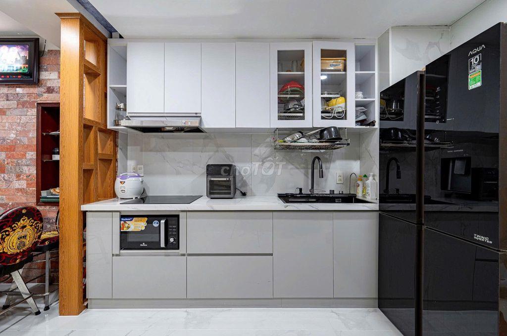Nhà mới Quận 10 | 5 tầng BTCT | 38m² | 4PN | Gần mặt tiền | Chỉ 7,6 tỷ