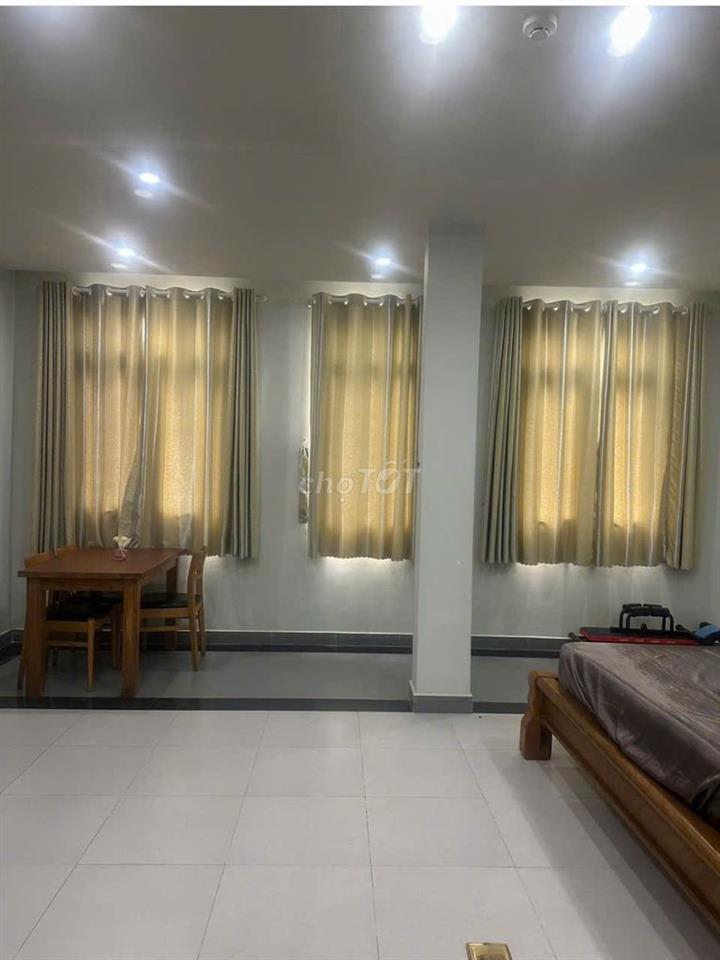 BÁN TÒA CHDV CAO CẤP DOANH THU GẦN 100 TRIỆU/THÁNG NGAY SÂN BAY
