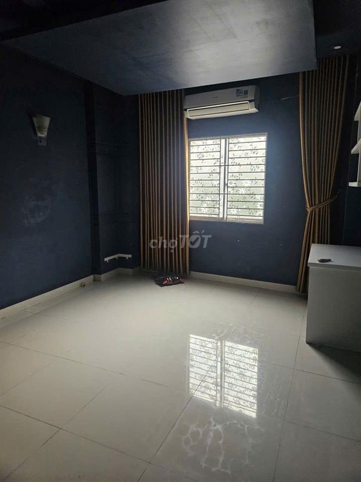 BÁN GẤP NHÀ MẶT TIỀN KINH DOANH LẠC LONG QUÂN  TÂN BÌNH