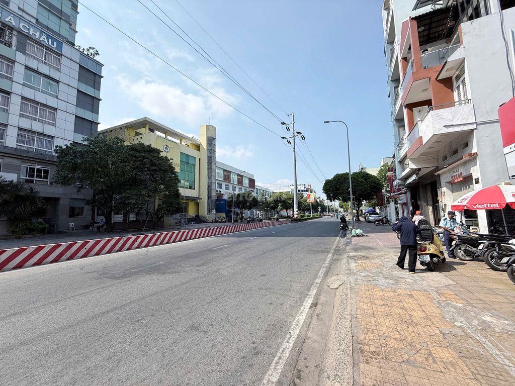 BÁN HOẶC CHO THUÊ 3 MT  LẠC LONG QUÂN, QUẬN 11