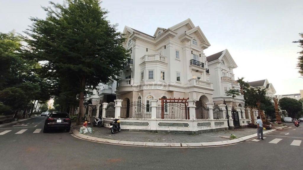 BÁN GẤP BIỆT THỰ ĐẲNG CẤP  2 MT ĐƯỜNG  CITYLAND PARK HILLS,