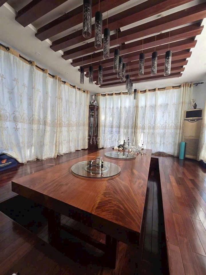 BÁN BIỆT THỰ HẺM 6M PHỔ QUANG  P.9, PHÚ NHUẬN