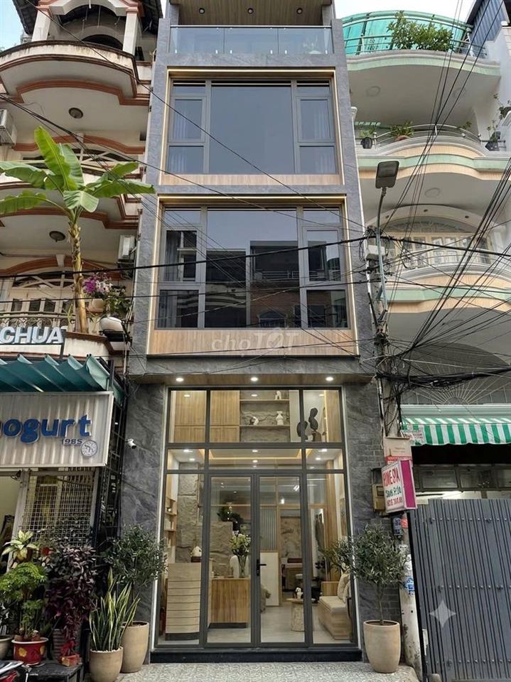 BÁN GẤP NHÀ GIÁP KHU CƯ XÁ BÌNH THỚI  QUẬN 11