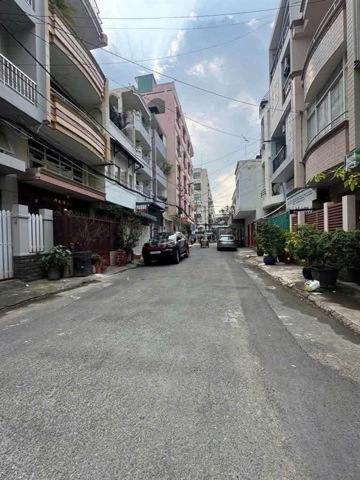 BÁN GẤP NHÀ GIÁP KHU CƯ XÁ BÌNH THỚI  QUẬN 11