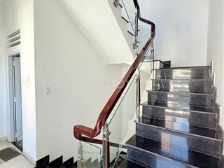 Khách Hàng Cần Bán Gấp Nhà 2 MT Lạc Long Quân P.5 Quận 11