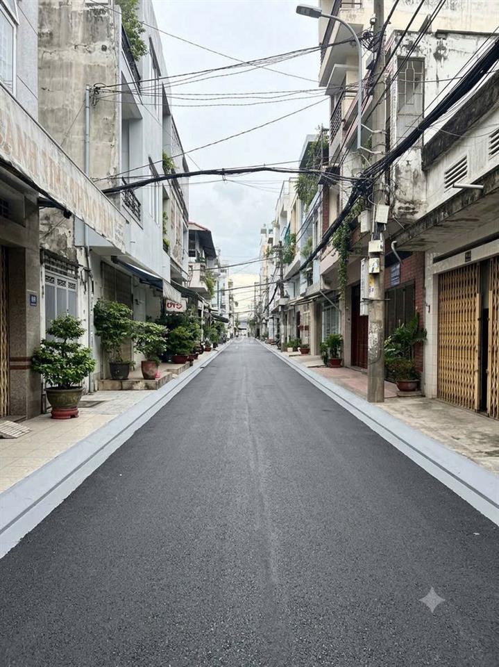 Bán Gấp Nhà MTNB 8M Lạc Long Quân P.5 Quận 11