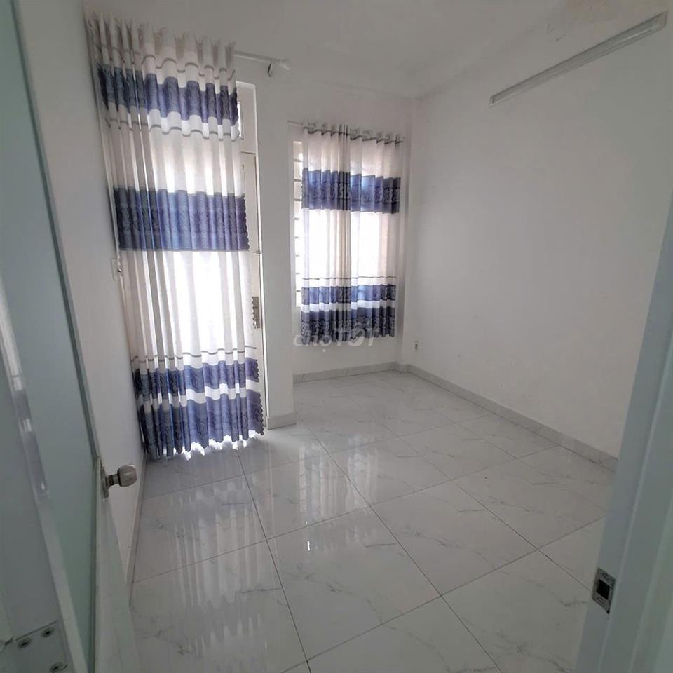 Bán Gấp Nhà Đẹp Hẻm Nguyễn Thị Nhỏ P.14 Quận 5
