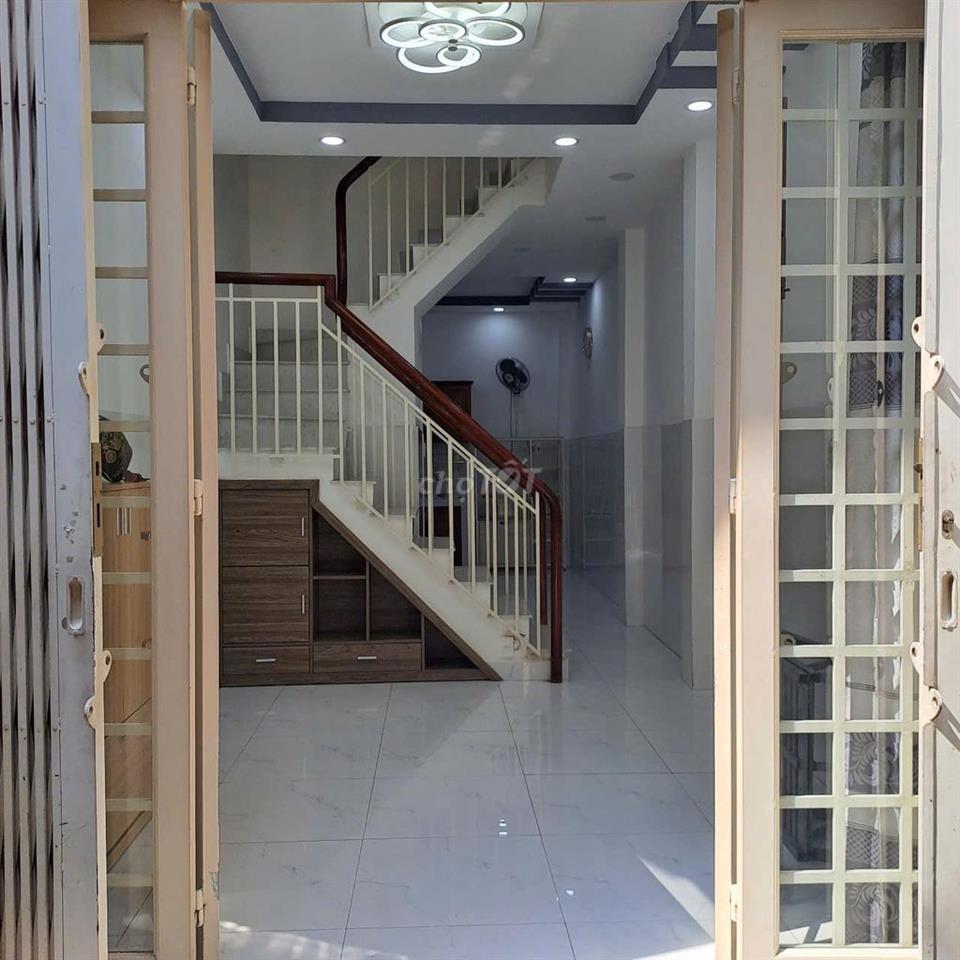 Bán Gấp Nhà Đẹp Hẻm Nguyễn Thị Nhỏ P.14 Quận 5