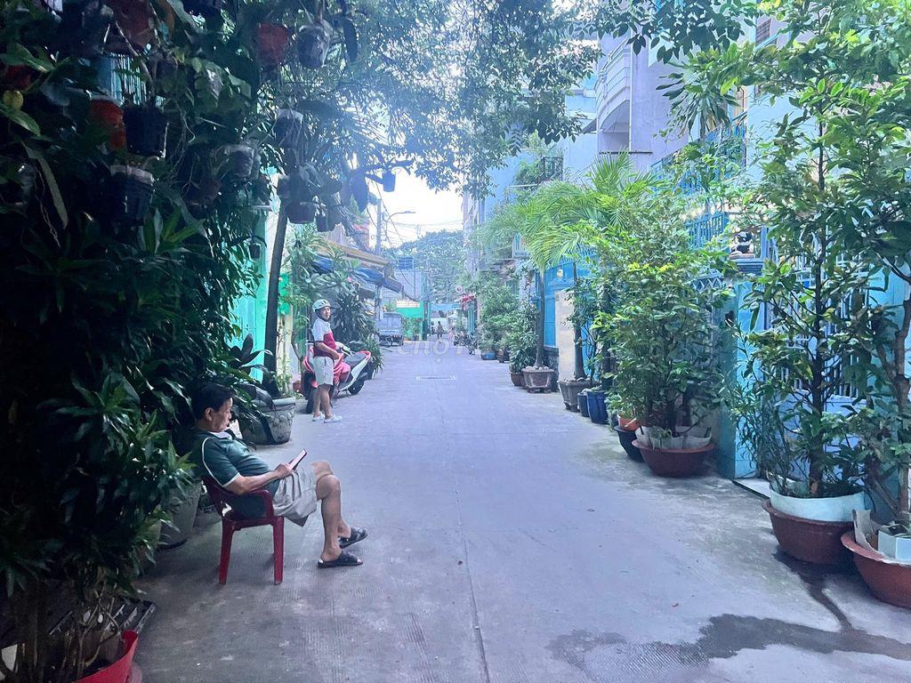 Cần Bán Gấp Nên Hạ Giá Căn Góc 2MT Phan Văn Khoẻ P.5 Quận 6