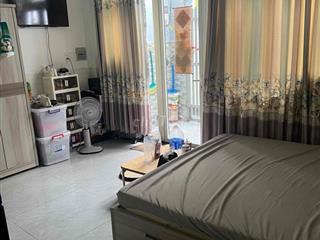 nhà chính chủ. có sẵn hợp đồng thuê 20tr 1 tháng
