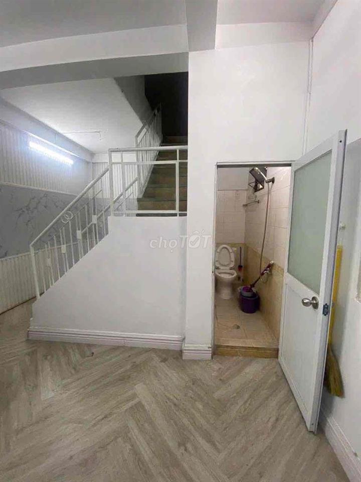 🏡 CHÍNH CHỦ CHO THUÊ NHÀ NGUYÊN CĂN MẶT TIỀN LÝ THÁI TỔ – QUẬN 10