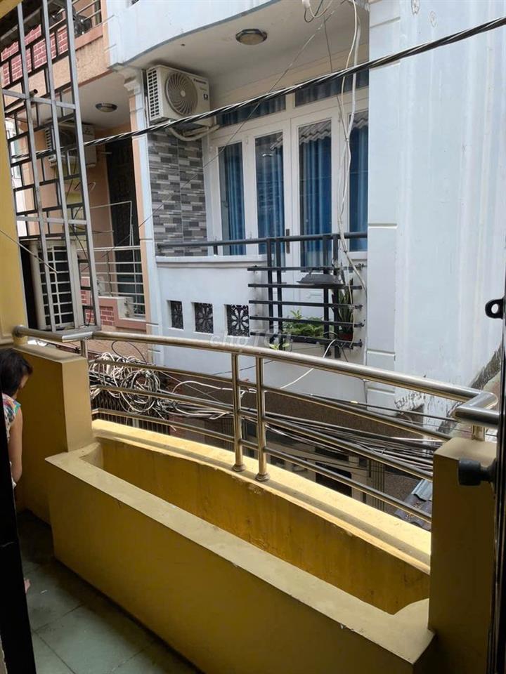 Nhà quận 10