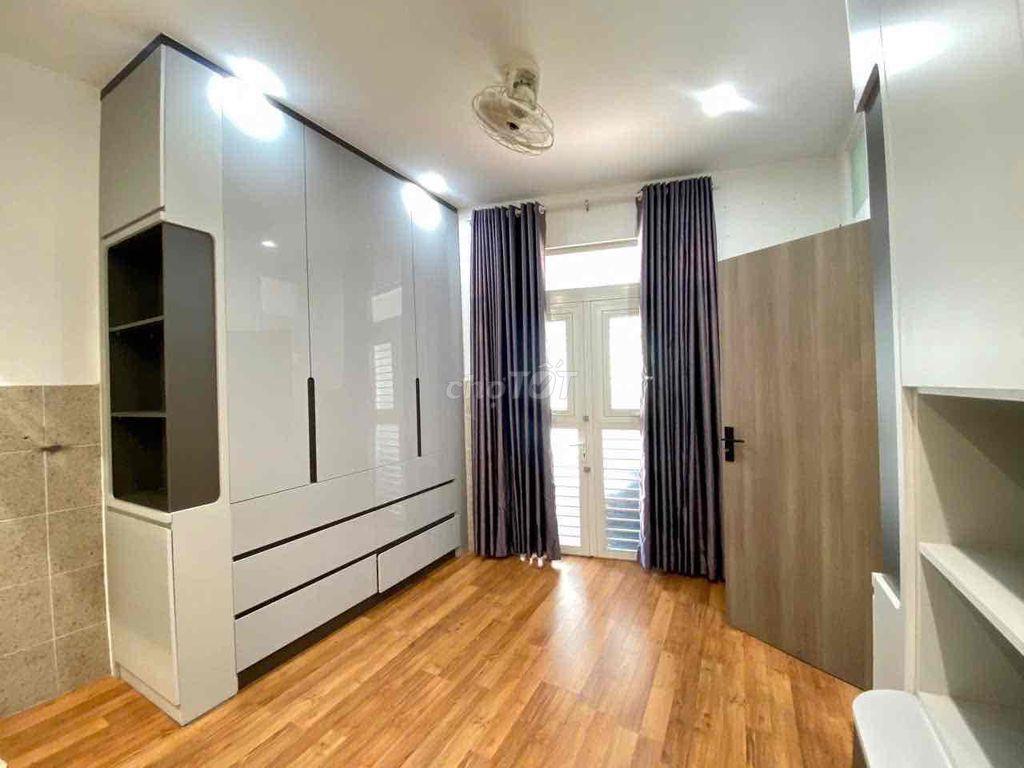 chủ giảm giá ngay CMT8 chỉ 8.x Thương lượng khách thiện chí