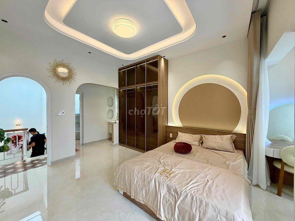 Nhà mới full nội thất vừa ở vừa cho thuê tốt