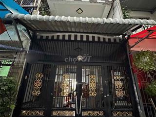 HXH Lạc Long Quân 3 tầng BTCT chỉ nhỉn 6 tỷ