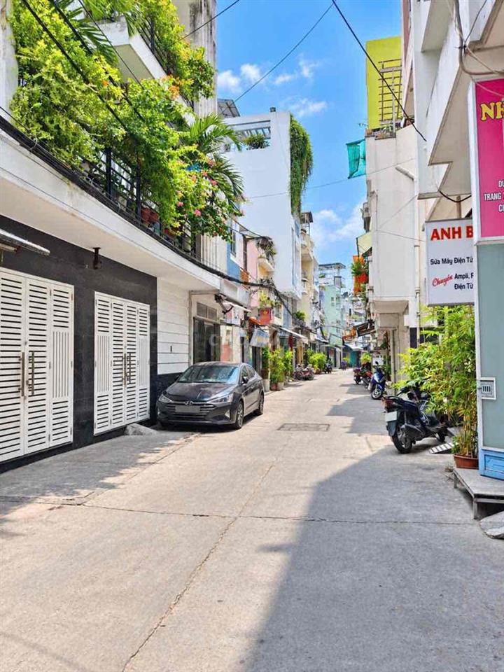 Hẻm Xe Hơi ngay Phan Đình Phùng, Phú Nhuận chỉ 5 đồng hơn
