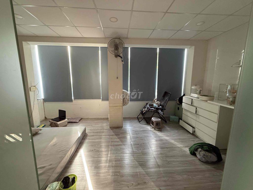 Cho Thuê Nhà Nguyên Căn Lý Thường Kiệt  , 6 X 9m , 4 lầu , 18 triệu