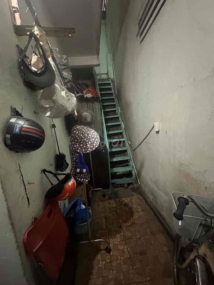 Nhà cần bán
