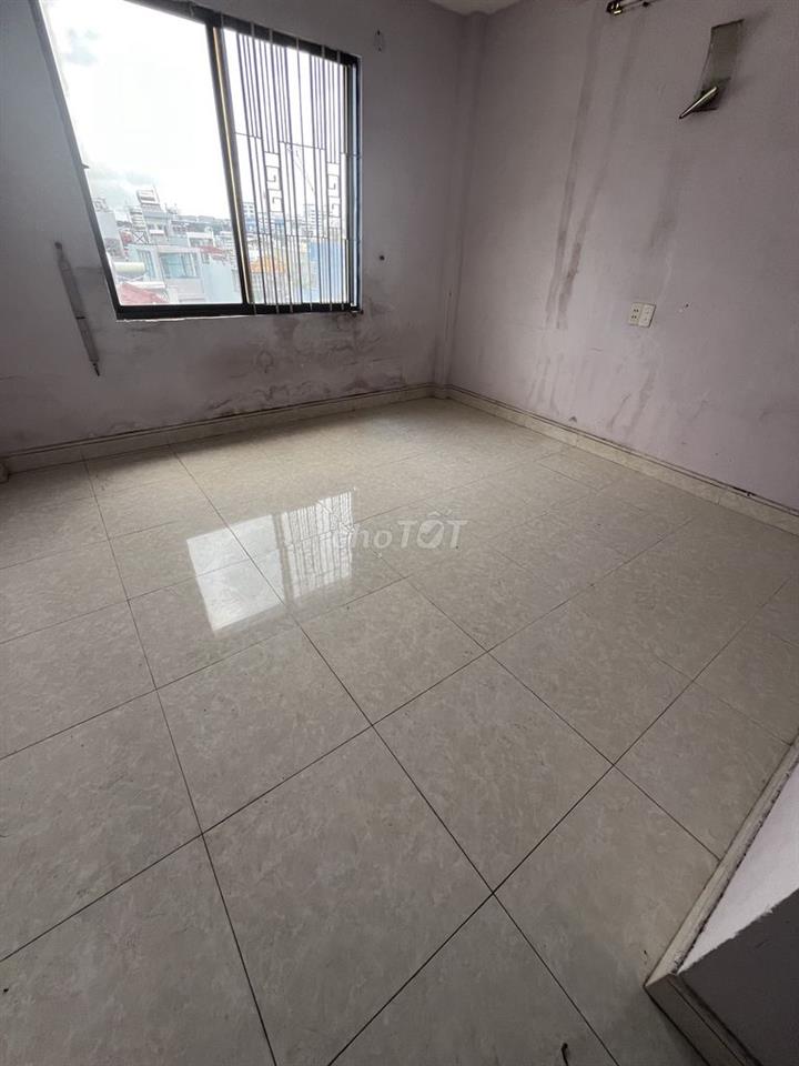 Sang hợp đồng nhà gần mặt tiền Nguyễn tri phương bà hạt 
