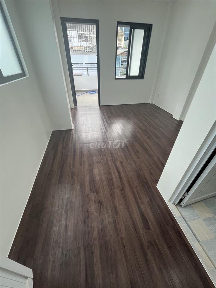 Phòng trọ đi bộ UEH Nguyễn tri phương 