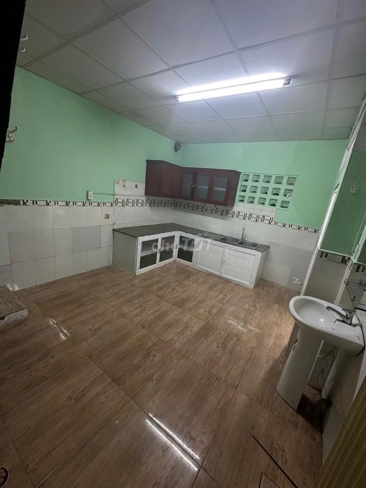 Cho thuê nhà nguyên căn 1 trệt 1 lầu – Hẻm 201 Vĩnh Viễn, Quận 10