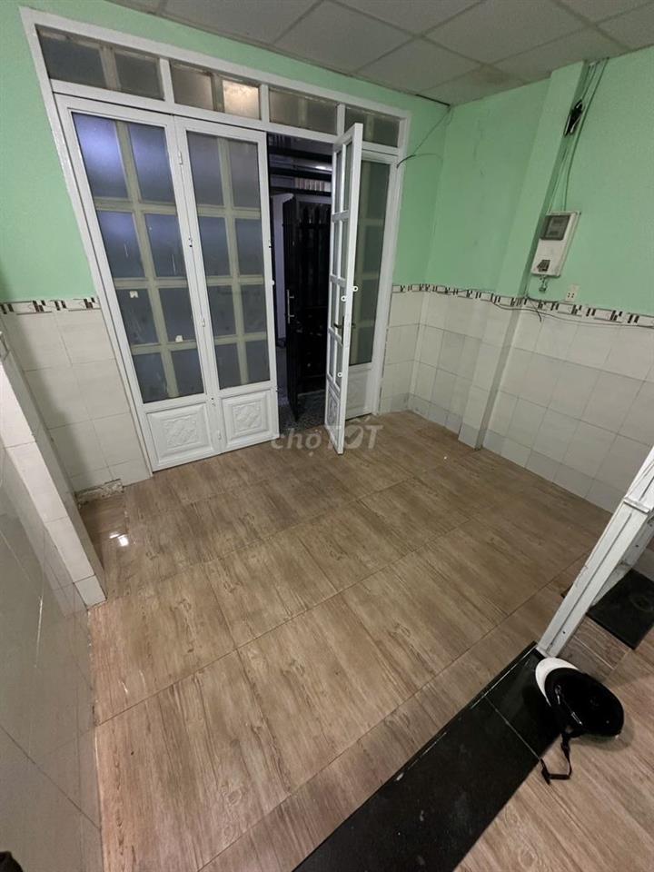 Cho thuê nhà nguyên căn 1 trệt 1 lầu – Hẻm 201 Vĩnh Viễn, Quận 10