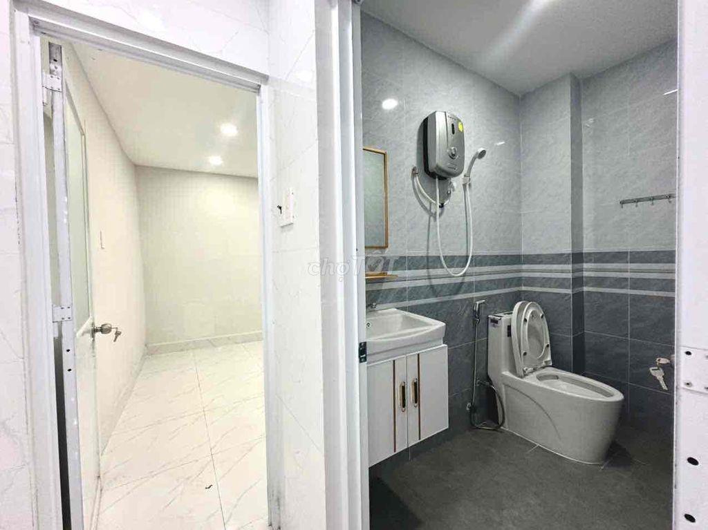 Chính Chủ cho Thuê nhà ngay hẻm 260 Bà Hạt